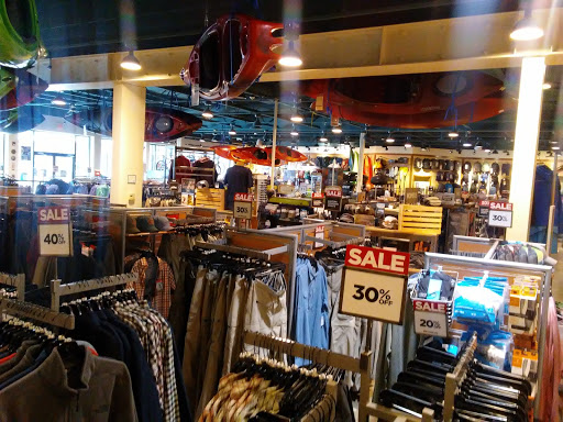 Outdoor Sports Store «Eastern Mountain Sports», reviews and photos, 1475 Western Ave, Albany, NY 12203, USA