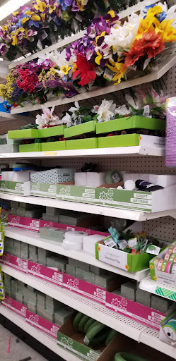 Dollar Store «Dollar Tree», reviews and photos, 312 Walnut St, Redwood City, CA 94063, USA
