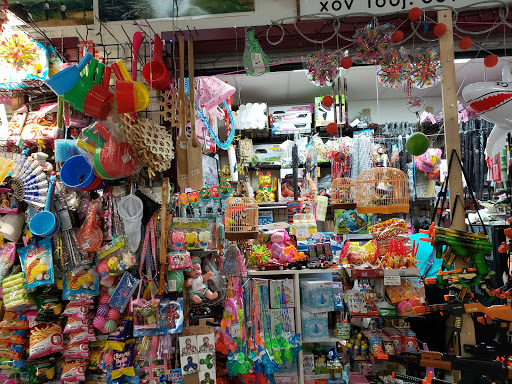 Shopping Mall «Hmong Village», reviews and photos, 1001 Johnson Pkwy, St Paul, MN 55106, USA