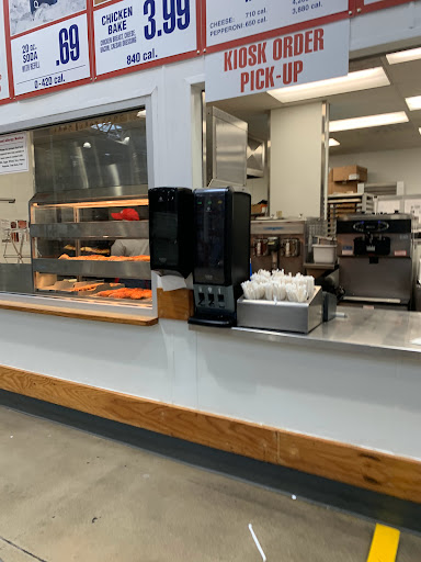 Warehouse store «Costco Wholesale», reviews and photos, 3250 Northlake Blvd, Lake Park, FL 33403, USA