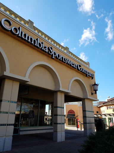 Columbia Sportswear Outlet Store at Prime Outlets San Marcos, 3939 I-35 #340, San Marcos, TX 78666, USA, 