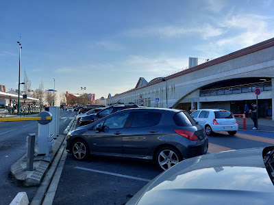 Parking gare de Chessy Marne-la-Vallée Disneyland Paris - EFFIA à Chessy