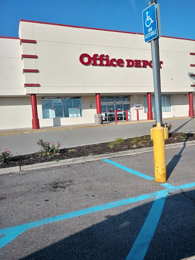 Office Supply Store «OfficeMax», reviews and photos, 675 Center Dr, Walker, MI 49544, USA