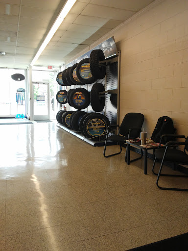 Tire Shop «Goodyear Auto Service Center», reviews and photos, 50300 Woodward Ave, Pontiac, MI 48342, USA