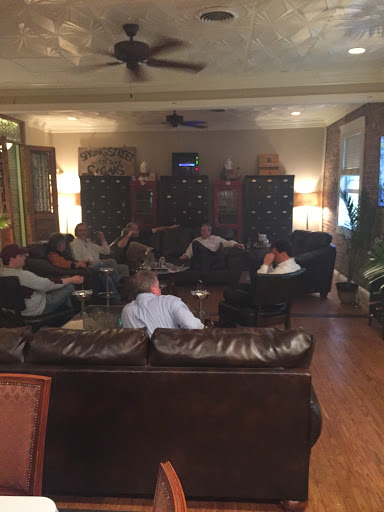 Cigar Shop «Spring Street Cigars», reviews and photos, 208 N Spring St, Tupelo, MS 38804, USA