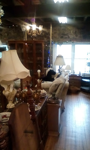 Thrift Store «That Nothing Be Lost Thrift», reviews and photos, 16 Franciscan Way, Garrison, NY 10524, USA
