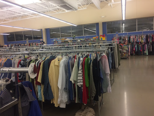 Clothing Store «Goodwill», reviews and photos, 9419-9421 Shelbyville Rd, Louisville, KY 40223, USA