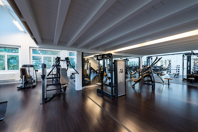 Rezensionen über Let's Go Fitness (Biel/Bienne Gurzelen) in Biel - Fitnessstudio