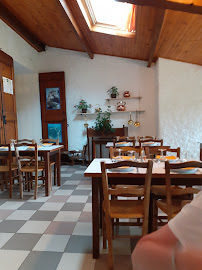 Atmosphère du Restaurant L'auberge de Maubert à Millau - n°2