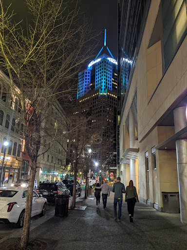 Shopping Mall «Fifth Avenue Place», reviews and photos, 201 Fifth Ave, Pittsburgh, PA 15222, USA