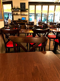 Atmosphère du Restaurant Spok - Saint-Lazare I Cantine Du Déjeuner à Paris - n°1