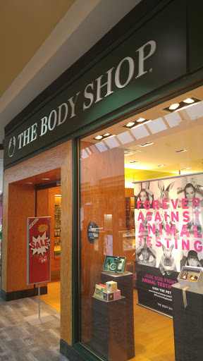 The Body Shop, 10300 Southside Blvd, Jacksonville, FL 32256, USA, 
