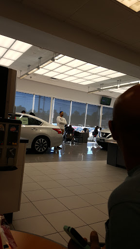 Nissan Dealer «Nissan of Garden City», reviews and photos