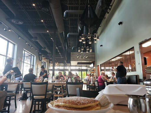 Shopping Mall «Mercado Del Lago Mall», reviews and photos, 8320 N Hayden Rd, Scottsdale, AZ 85258, USA