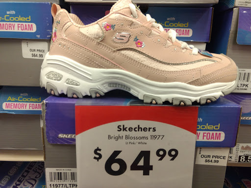 Shoe Store «Shoe Carnival», reviews and photos, 2776 Wilma Rudolph Blvd, Clarksville, TN 37040, USA