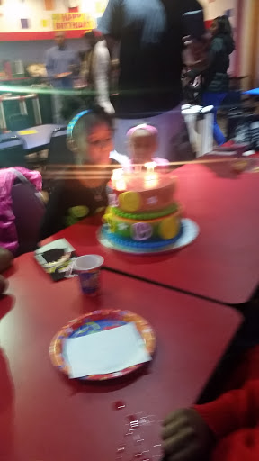 Roller Skating Rink «Bonaventure Always Family Friendly Skating Center And Birthday Parties», reviews and photos, 24505 Halsted Rd, Farmington Hills, MI 48335, USA