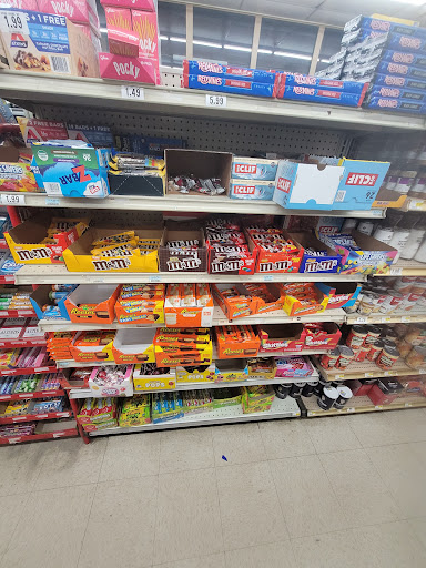 Grocery Store «Pine Mountain General Store», reviews and photos, 2513 Freeman Dr, Frazier Park, CA 93225, USA