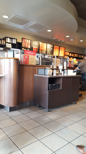 Coffee Shop «Starbucks», reviews and photos, 6768 95th St, Oak Lawn, IL 60453, USA