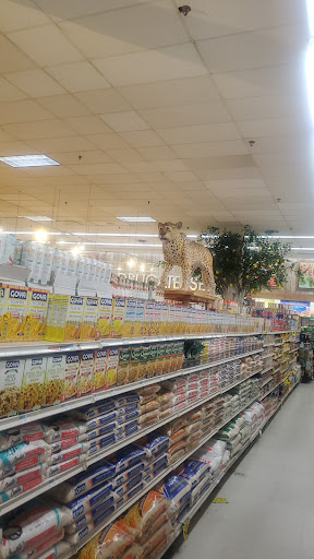 Supermarket «Superfresh Food World», reviews and photos, 115 Belmont Ave, Belleville, NJ 07109, USA