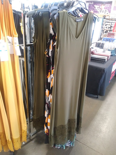 Clothing Store «K&G Fashion Superstore», reviews and photos, 3393 Steelyard Dr, Cleveland, OH 44109, USA