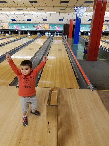 Bowling Alley «Medina Lanes», reviews and photos, 11249 Maple Ridge Rd, Medina, NY 14103, USA