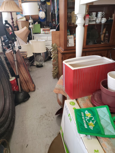 Thrift Store «Explosive Bargains & Thrift», reviews and photos, 127 Smithtown Blvd, Nesconset, NY 11767, USA