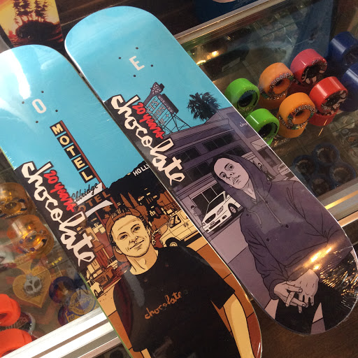 Skateboard Shop «CREATED SKATE SHOP», reviews and photos, 542 S Walnut Ave, New Braunfels, TX 78130, USA