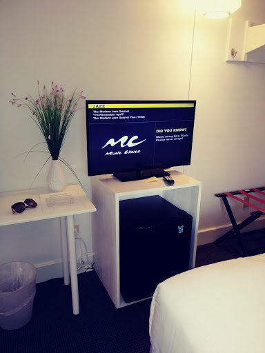 Lounge «Sage Inn and Lounge», reviews and photos, 336 Commercial St, Provincetown, MA 02657, USA