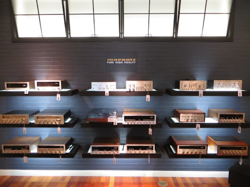 Home Audio Store «Hionfi Vintage Stereo Store», reviews and photos, 3649 Erie Blvd E, De Witt, NY 13214, USA