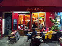Bar du Restaurant italien Sale e pepe Montmartre à Paris - n°5