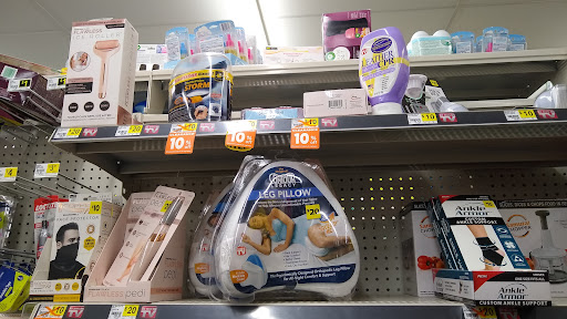 Discount Store «Dollar General», reviews and photos, 36 Winter Place Lane, Newland, NC 28657, USA