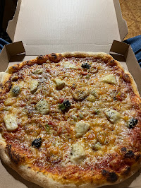 Plats et boissons du Pizzas à emporter MIKA PIZZA à Sorgues - n°1