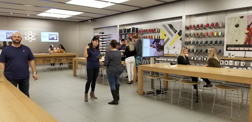 Computer Store «Apple The Forum Shops», reviews and photos, 3500 S Las Vegas Blvd, Las Vegas, NV 89109, USA