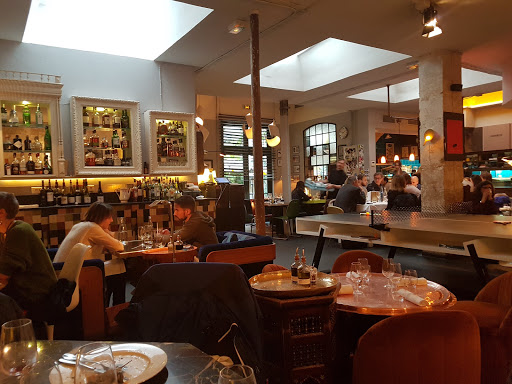 Fun restaurants Paris