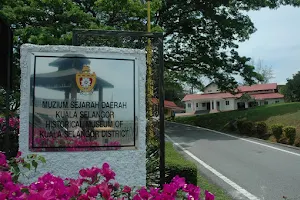Muzium Sejarah Daerah Kuala Selangor image