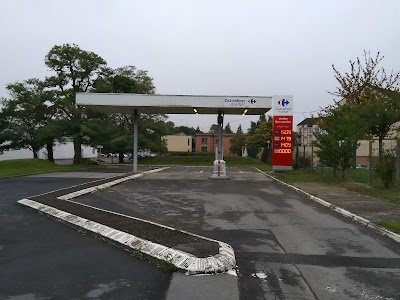Station essence Carrefour à Bully-les-Mines