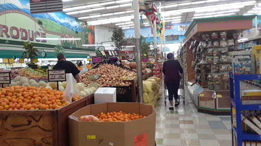 Supermarket «Tresierras Supermarket», reviews and photos, 280 Harvard Blvd, Santa Paula, CA 93060, USA