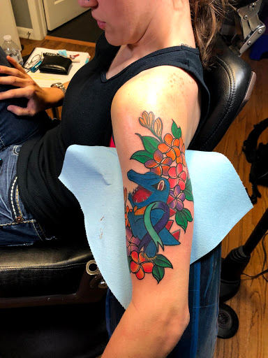 Tattoo Shop «Castle Rock Tattoo and Laser Removal Co.», reviews and photos, 518 Wilcox St, Castle Rock, CO 80104, USA