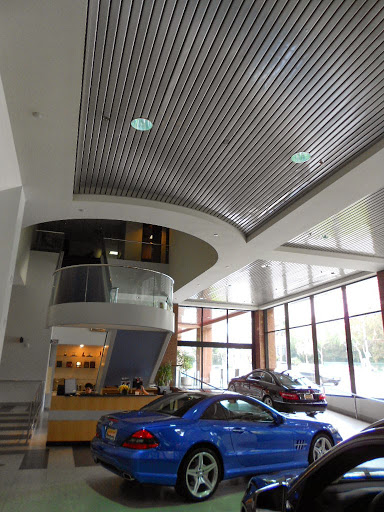 Mercedes Benz Dealer «Mercedes-Benz of Beverly Hills», reviews and photos, 9250 Beverly Blvd, Beverly Hills, CA 90210, USA
