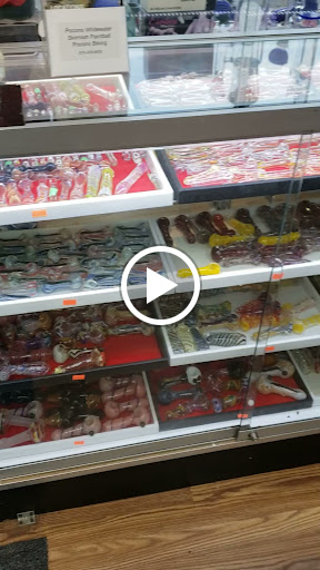 Tattoo Shop «Village Pop Tattoo & Body Piercing/Smoke Shop», reviews and photos, 761 Bergen Ave, Jersey City, NJ 07306, USA