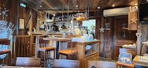 Atmosphère du Crêperie Restaurant la Ferme à Chamonix-Mont-Blanc - n°10