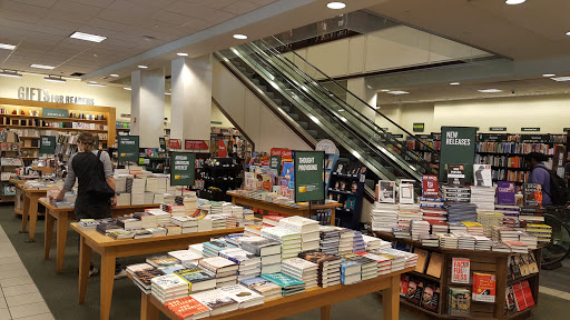 Book Store «Barnes & Noble», reviews and photos, 106 Court St, Brooklyn, NY 11201, USA