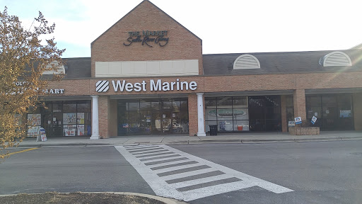 West Marine, 3257 Solomons Island Rd, Edgewater, MD 21037, USA, 