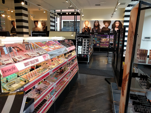 Cosmetics Store «SEPHORA», reviews and photos, 160 Crocker Park Blvd, Westlake, OH 44145, USA