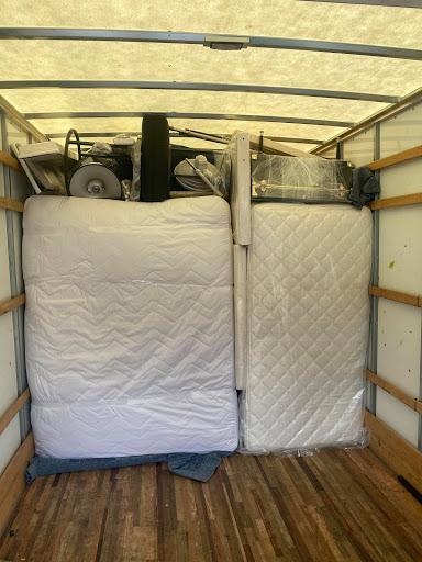Moving and Storage Service «Kentuckiana Moving LLC, Movers | New Albany Movers | Jeffersonville Movers», reviews and photos, 2011 Southern Hills Dr, Borden, IN 47106, USA