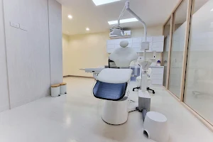 Omakase Smile Dental Clinic image