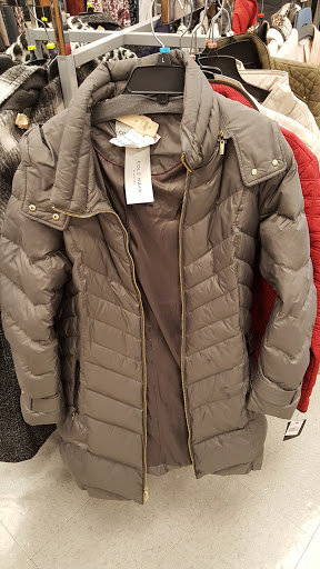 Department Store «T.J. Maxx», reviews and photos, 30965 Five Mile Road, Livonia, MI 48154, USA