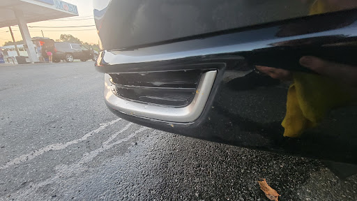 Newtown Mobil Car Wash en Sandy Hook