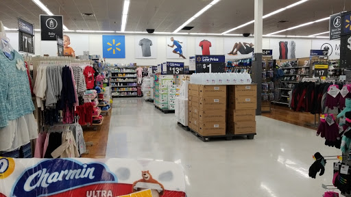 Discount Store «Walmart», reviews and photos, 137 W North Ave, Northlake, IL 60164, USA