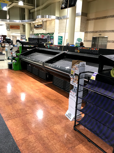 Grocery Store «Harris Teeter», reviews and photos, 8200 Crestwood Heights Dr, McLean, VA 22102, USA